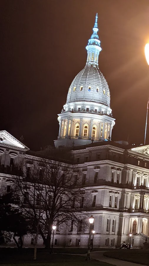 Registered Nurse - Telemetry healthcare job in Lansing, michigan