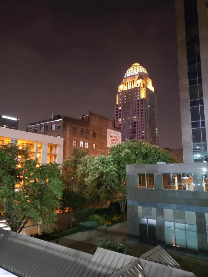 Registered Nurse - ICU healthcare job in Louisville, kentucky